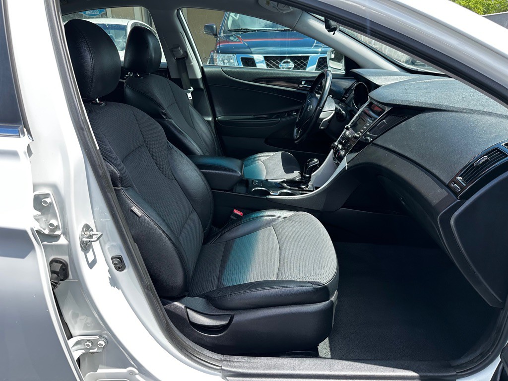 2014 Hyundai Sonata Image 10
