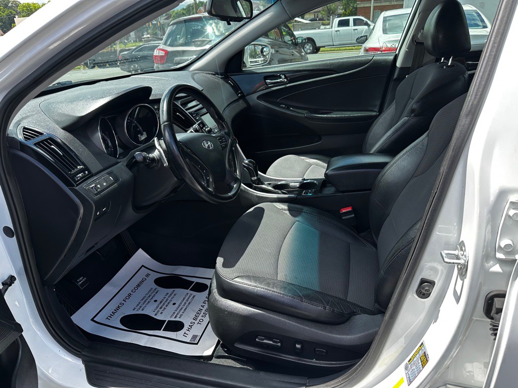 2014 Hyundai Sonata Image 11