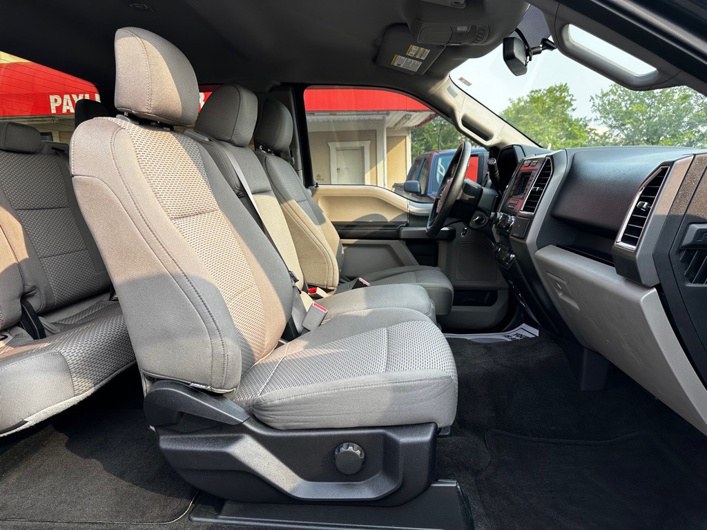 2015 Ford F-150 Image 10