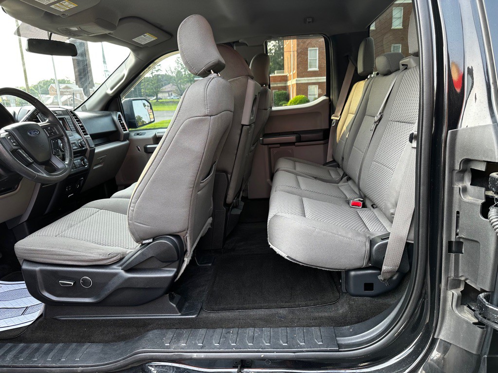 2015 Ford F-150 Image 11