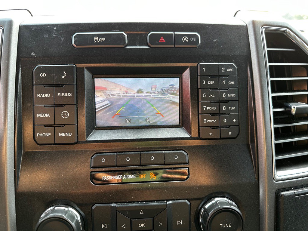 2015 Ford F-150 Image 16