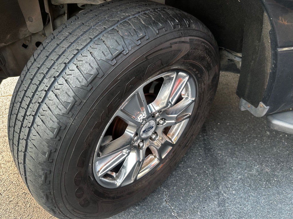 2015 Ford F-150 Image 19