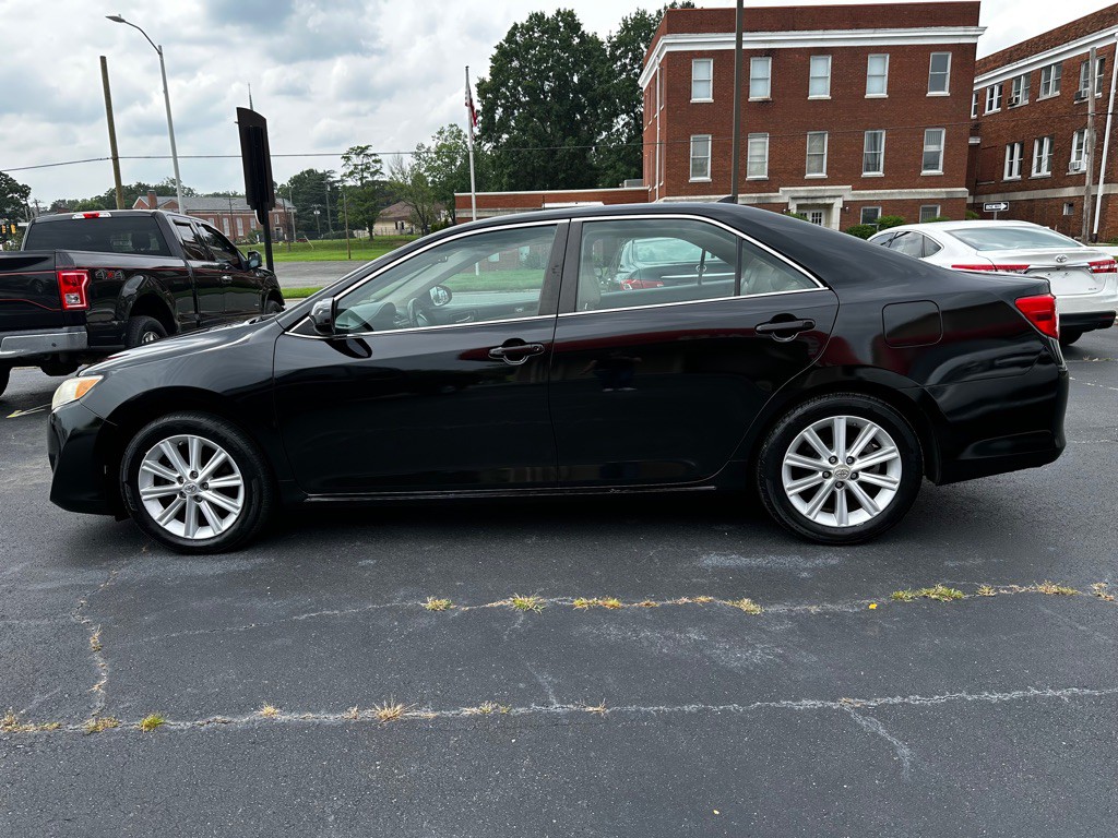 2012 Toyota Camry Image 4
