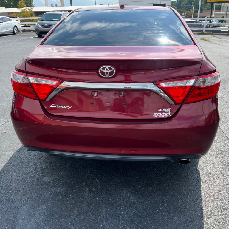 2017 Toyota Camry Image 6