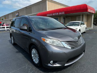 Image for 2017 Toyota Sienna Xle Premium ID: 7630867