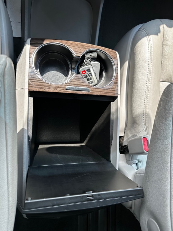 2017 Toyota Sienna Image 20