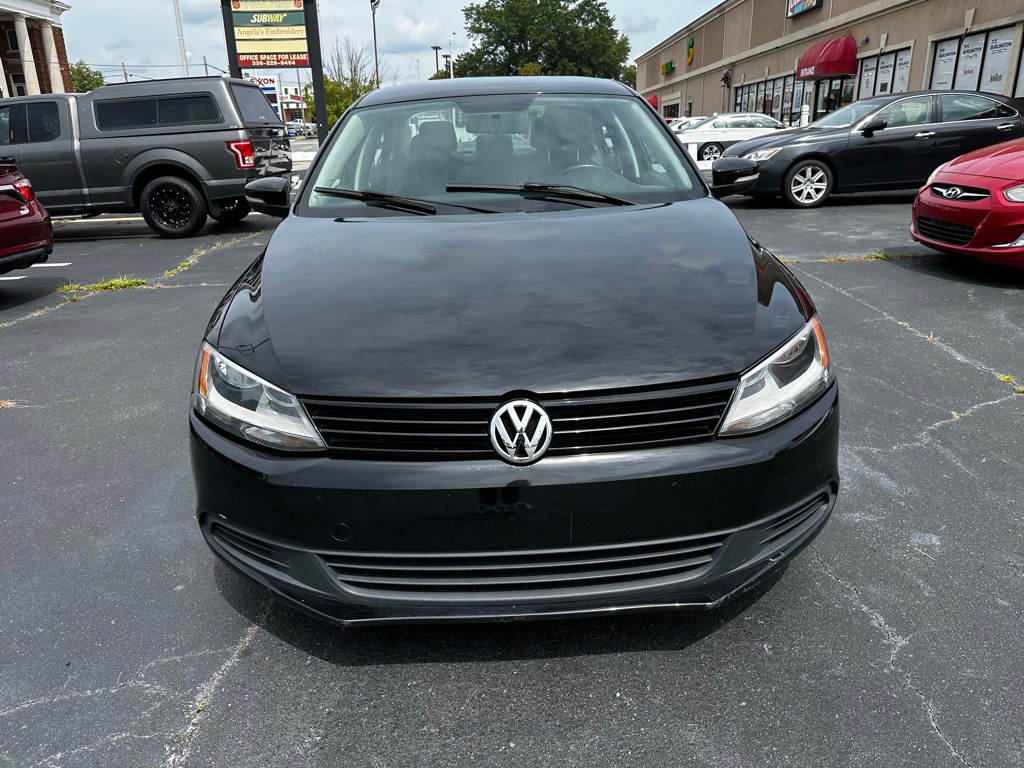 2012 Volkswagen Jetta Image 2