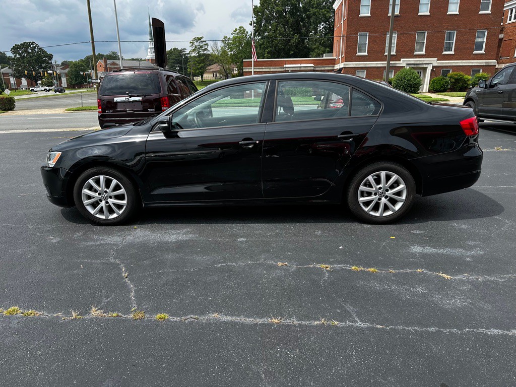 2012 Volkswagen Jetta Image 4