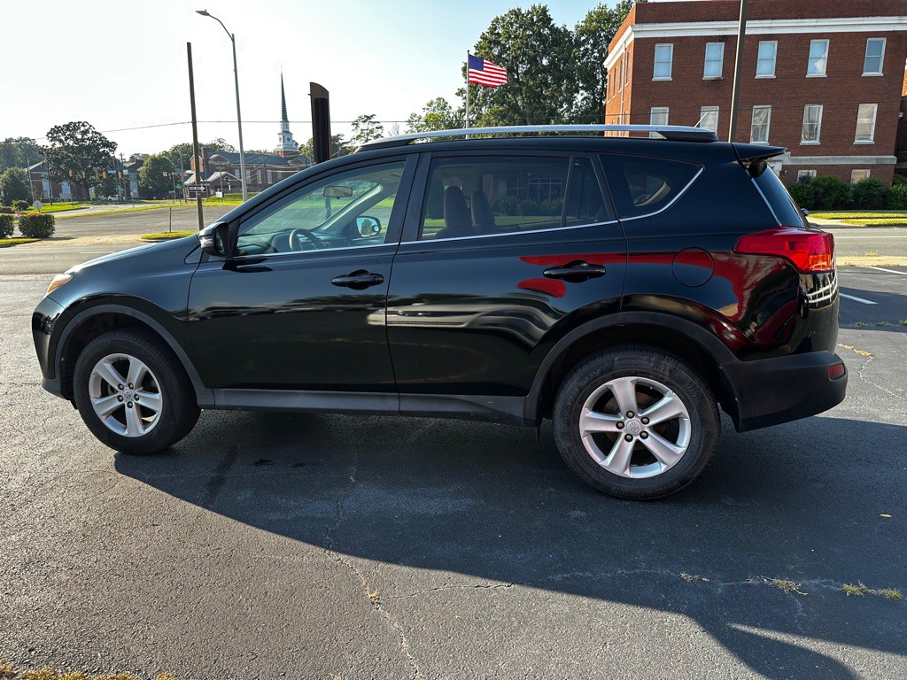 2013 Toyota Rav4 Image 4