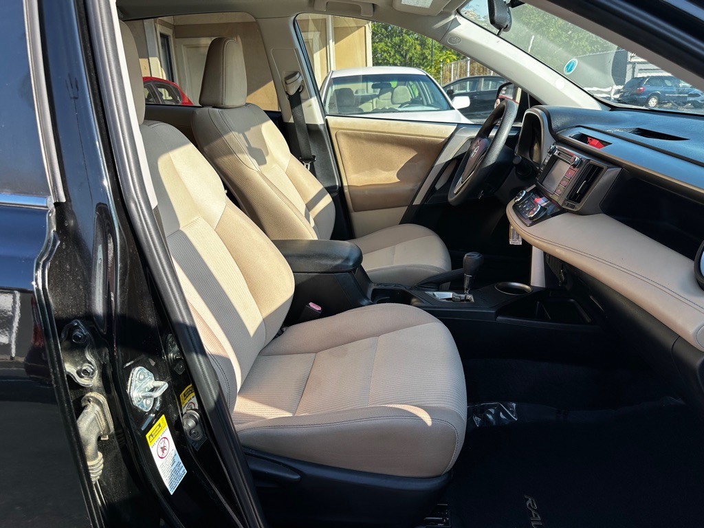 2013 Toyota Rav4 Image 10
