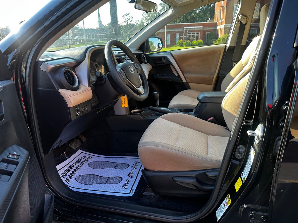 2013 Toyota Rav4 Image 11