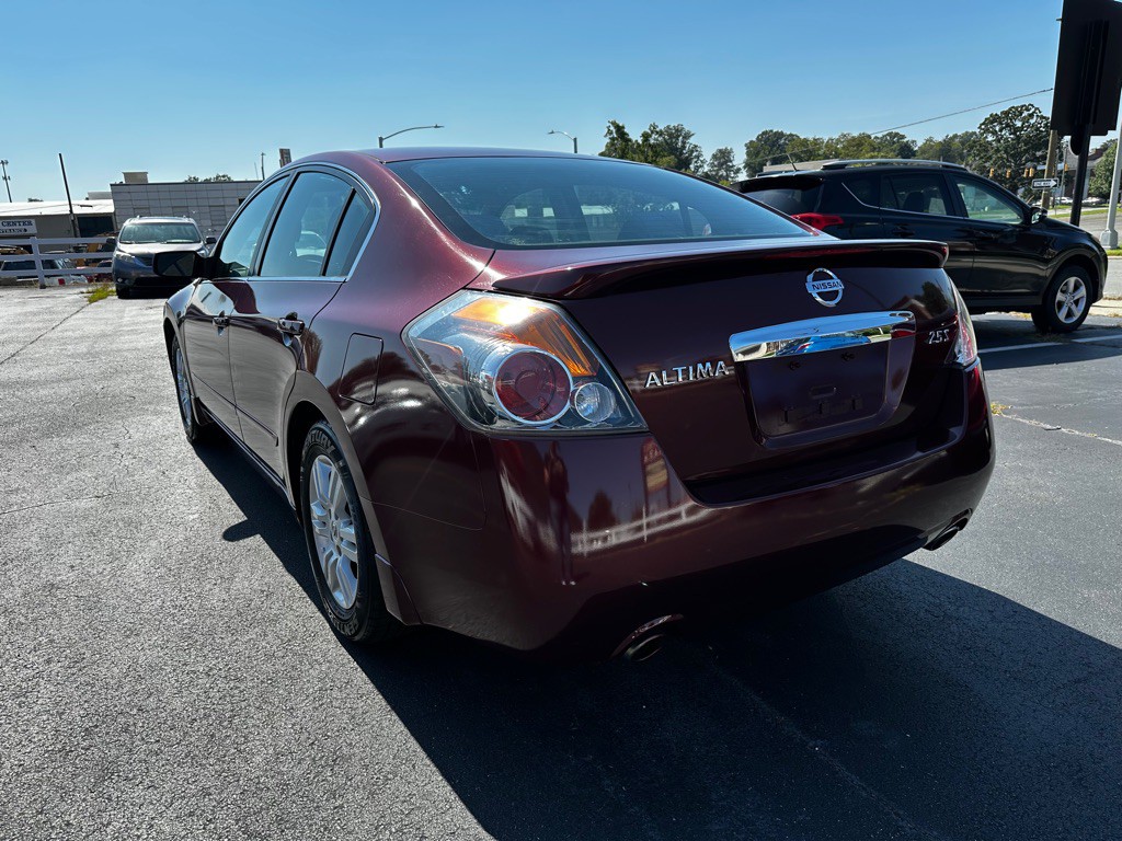 2012 Nissan Altima Image 5