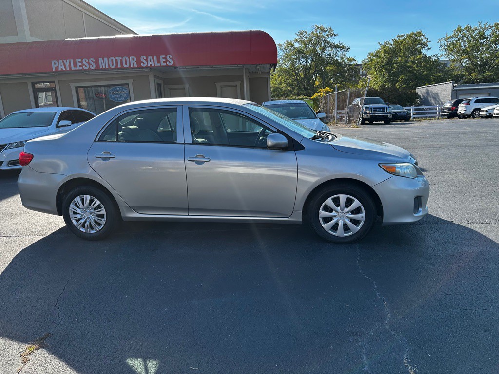 2012 Toyota Corolla Image 8