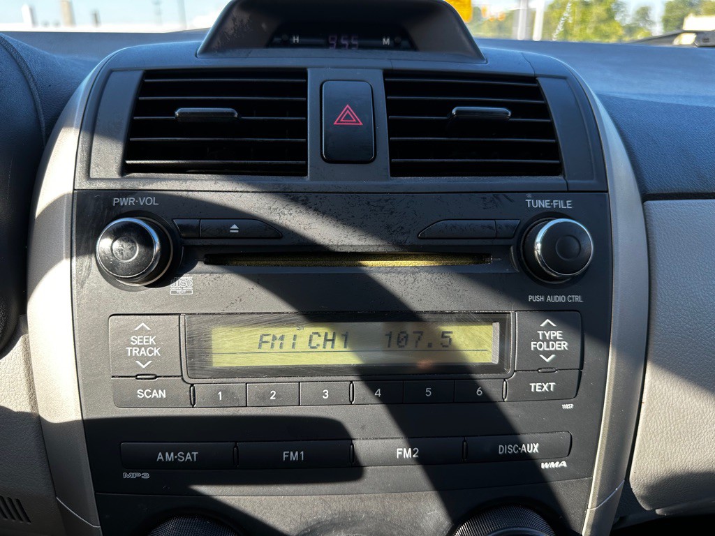 2012 Toyota Corolla Image 15