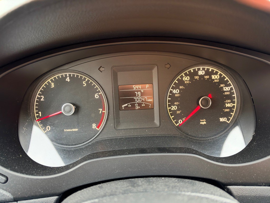 2011 Volkswagen Jetta Image 15