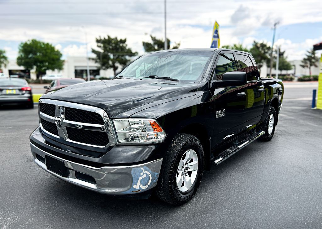 2016 RAM 1500 Image 2