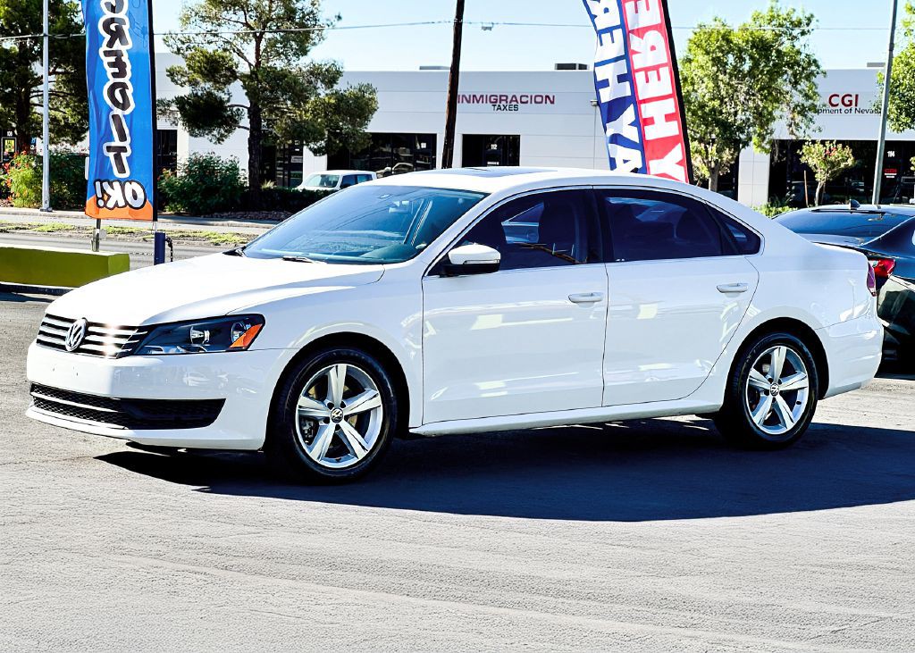 2013 Volkswagen Passat Image 6