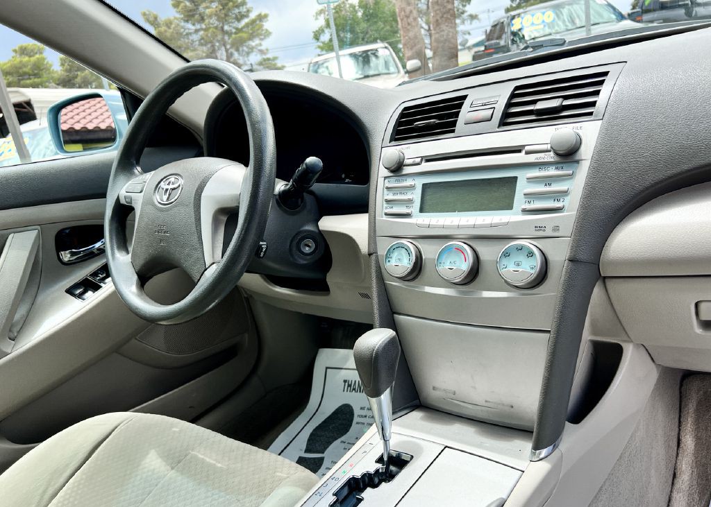 2008 Toyota Camry Image 11