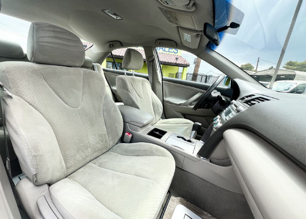 2008 Toyota Camry Image 23