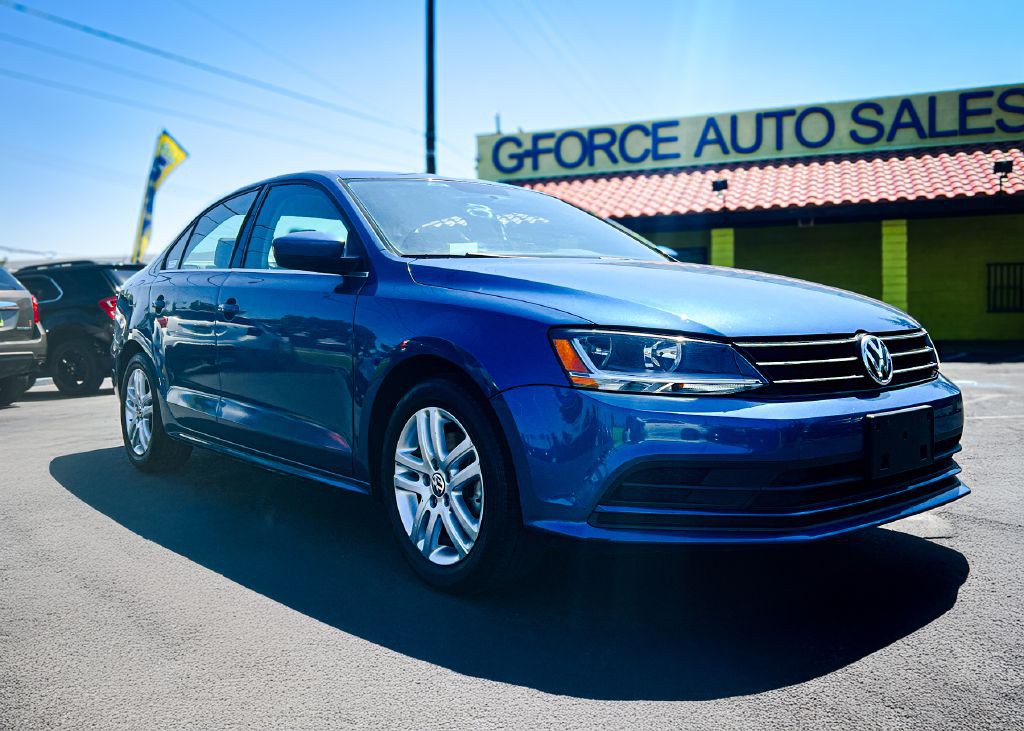 2017 Volkswagen Jetta Image 2
