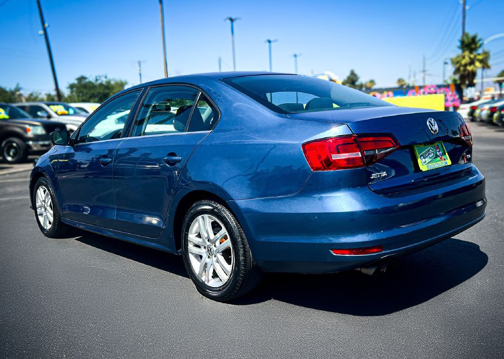 2017 Volkswagen Jetta Image 6