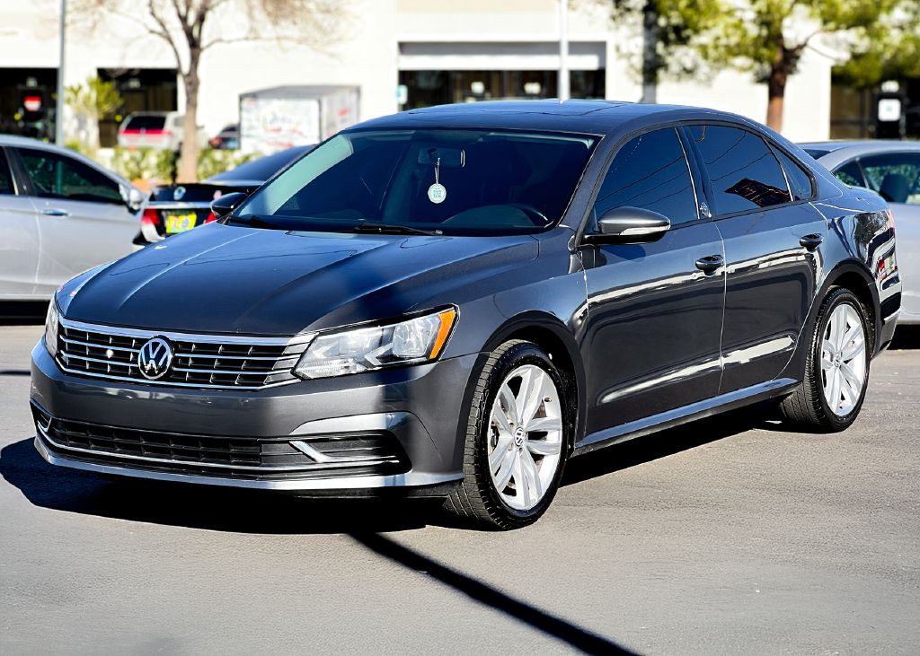 2019 Volkswagen Passat Image 7