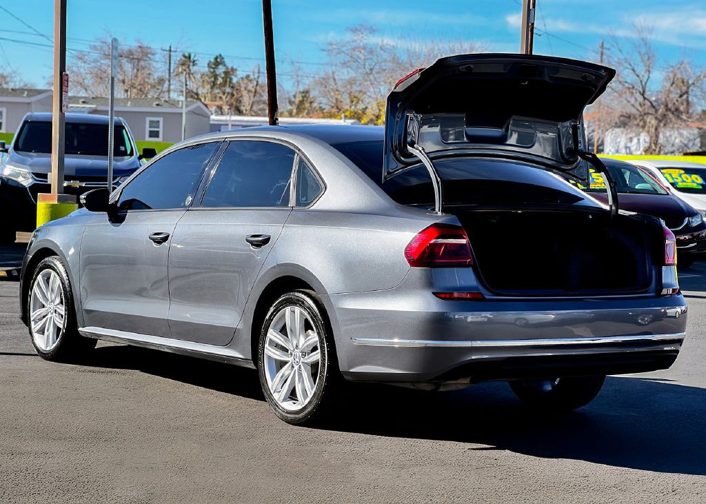 2019 Volkswagen Passat Image 29