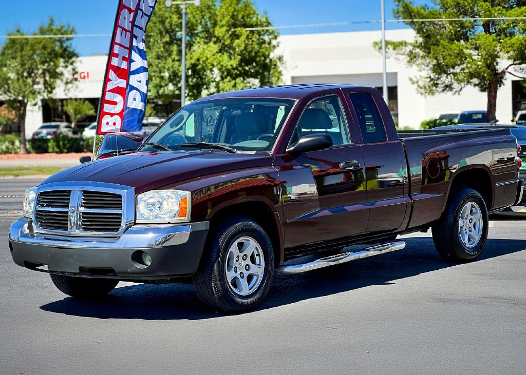2005 Dodge Dakota Image 7