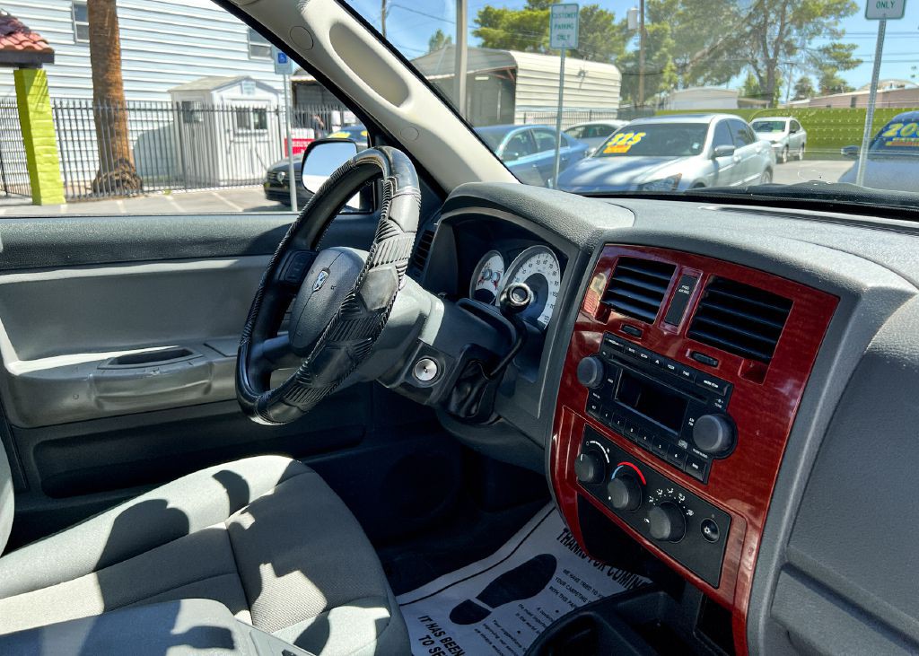 2005 Dodge Dakota Image 14