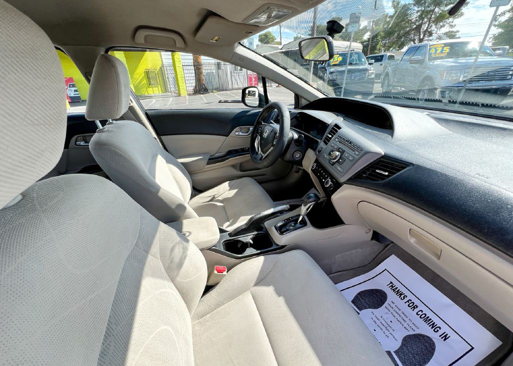 2012 Honda Civic Image 8