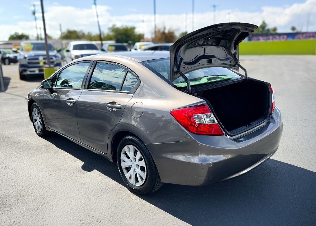 2012 Honda Civic Image 17