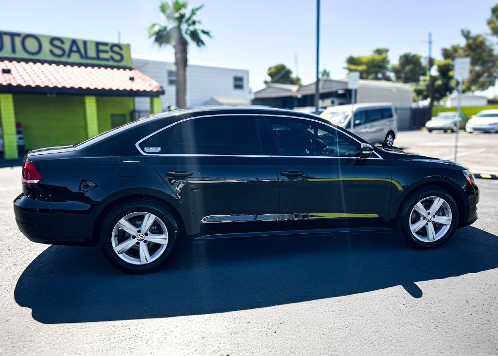 2013 Volkswagen Passat Image 7