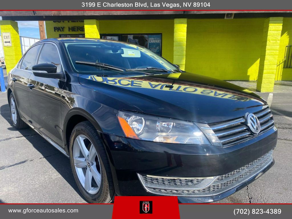 2013 Volkswagen Passat Image 30