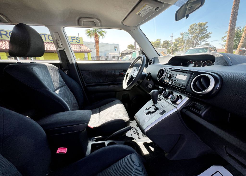 2012 Scion xB Image 8