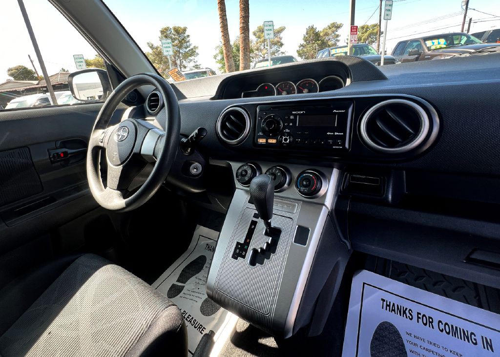 2012 Scion xB Image 10