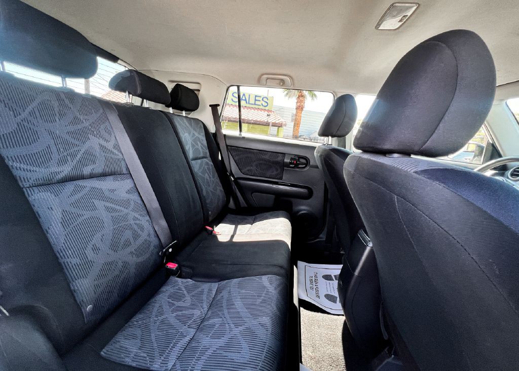 2012 Scion xB Image 12