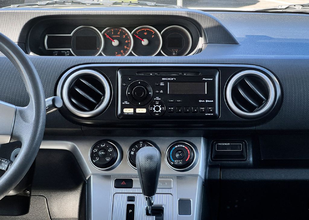 2012 Scion xB Image 13