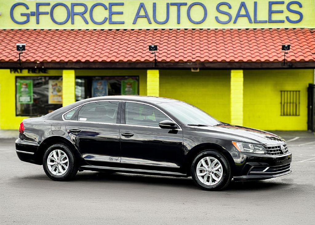2017 Volkswagen Passat Image 3