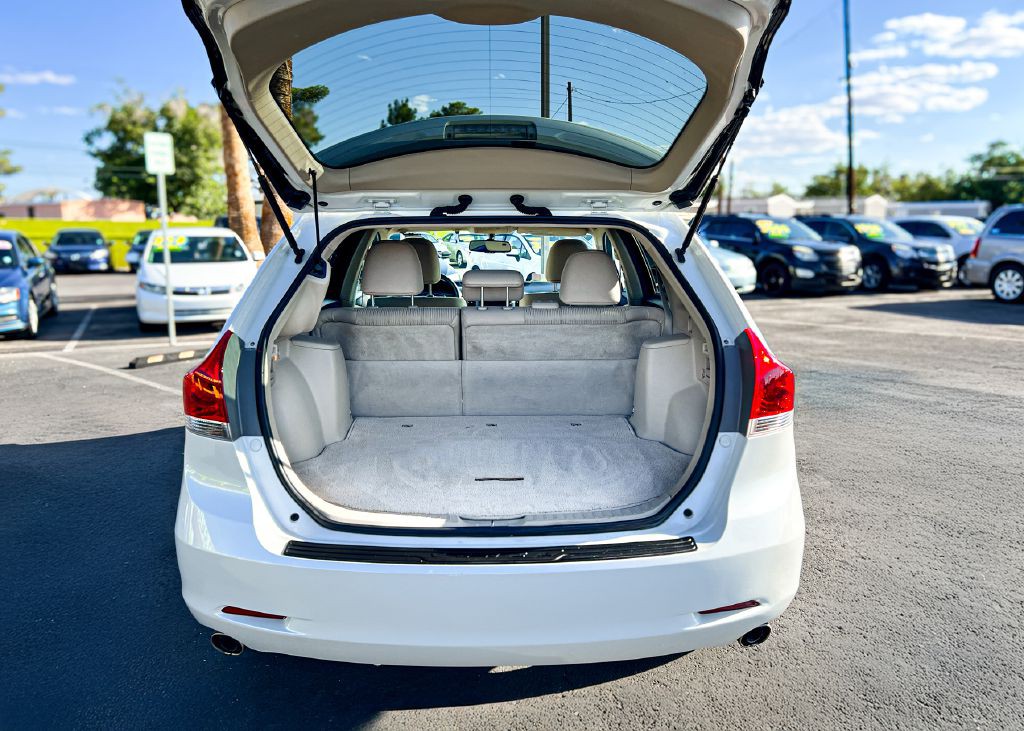 2012 Toyota Venza Image 24