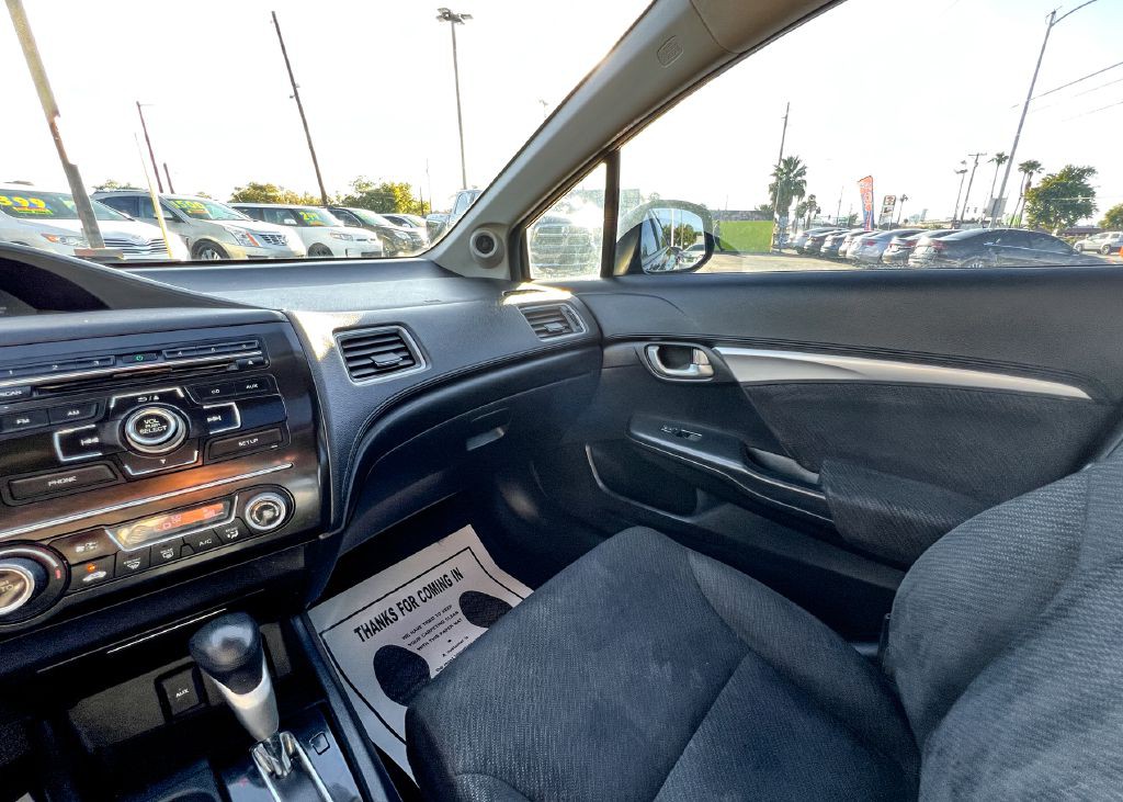 2013 Honda Civic Image 19