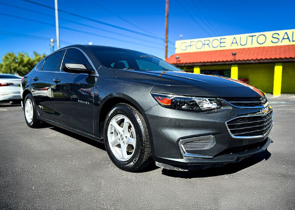 2017 Chevrolet Malibu Image 10