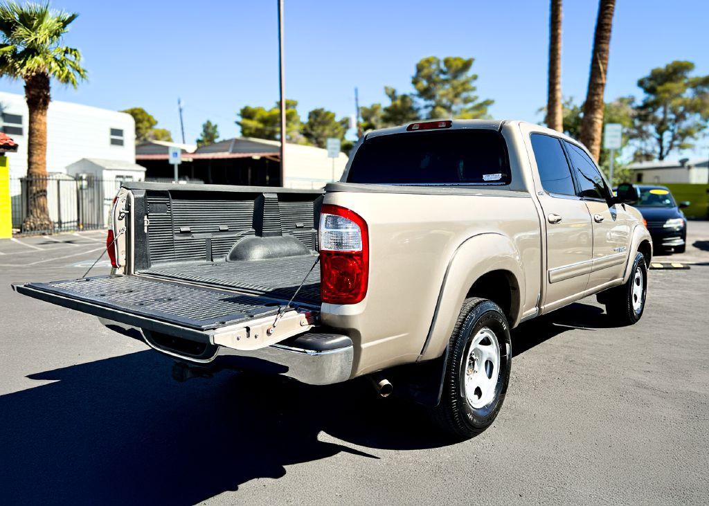 2004 Toyota Tundra Image 8