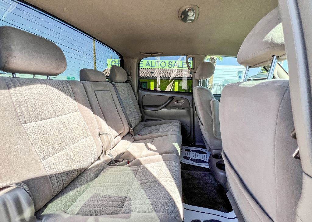2004 Toyota Tundra Image 13