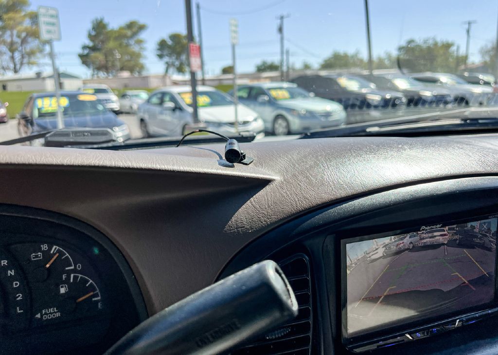 2004 Toyota Tundra Image 23