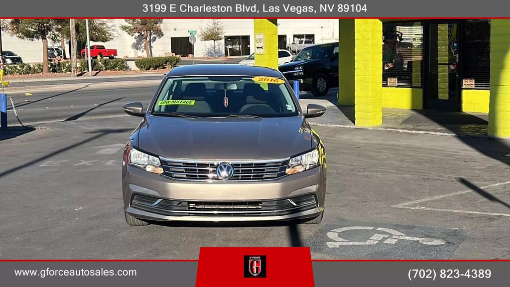 2016 Volkswagen Passat Image 31