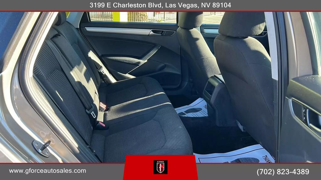2016 Volkswagen Passat Image 39