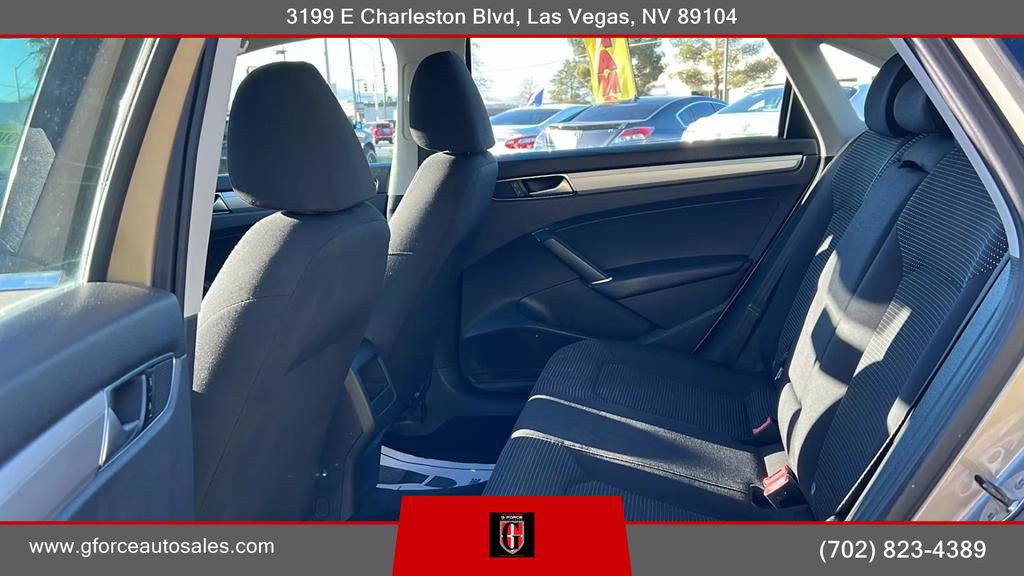 2016 Volkswagen Passat Image 43