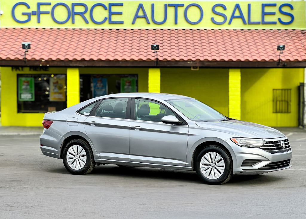2019 Volkswagen Jetta Image 2