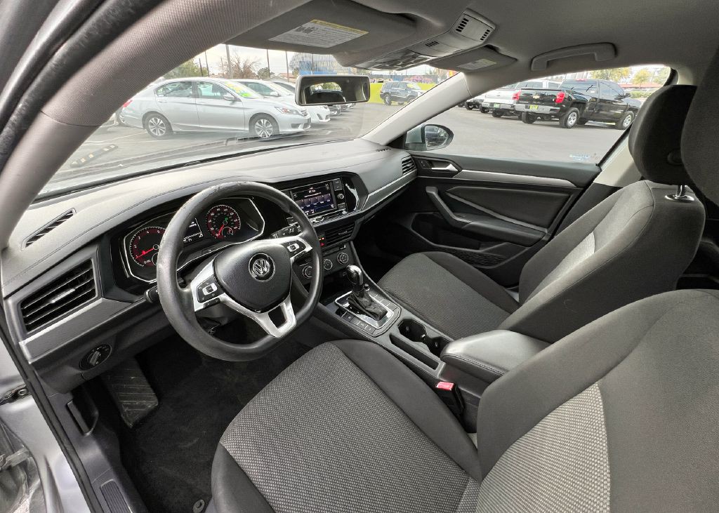 2019 Volkswagen Jetta Image 13