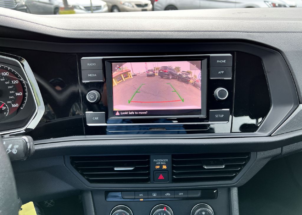 2019 Volkswagen Jetta Image 18